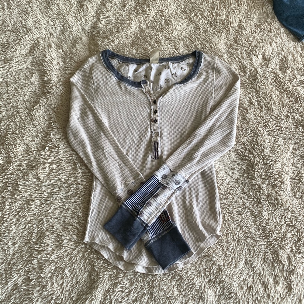 We The Free thermal top with fun sleeves!